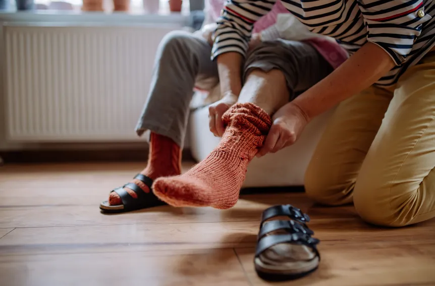 Sleep Faster and Sounder: Research Finds Wearing Socks to Bed Enhances Sleep Quality