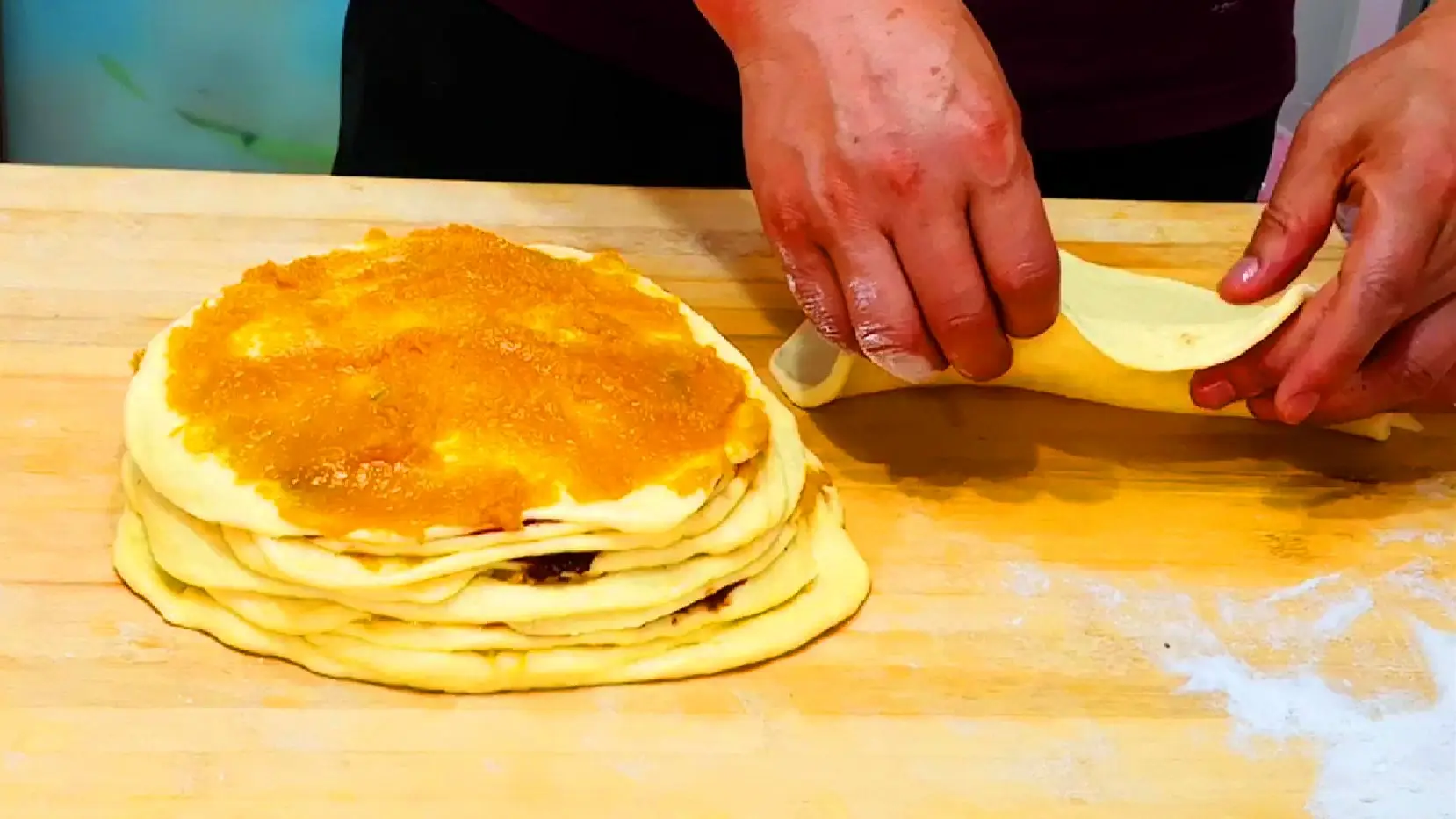 Homemade Pumpkin and Sweet Potato Cake: A Simple Recipe for a Delicious Treat